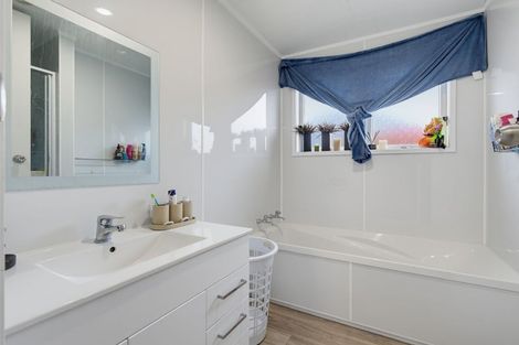 Photo of property in 2a Carrington Place, Tokoroa, 3420