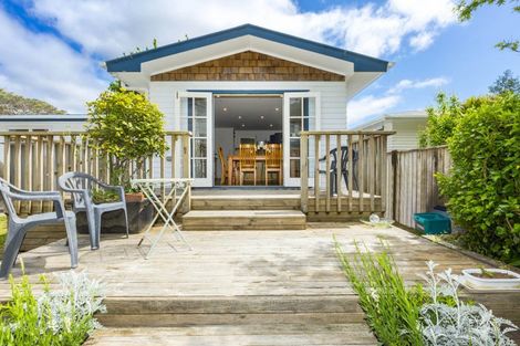Photo of property in 14 Molloys Road, Te Marua, Upper Hutt, 5018
