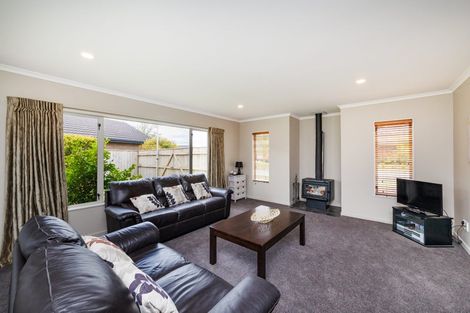 Photo of property in 25 Rodeo Drive, Kelvin Grove, Palmerston North, 4414