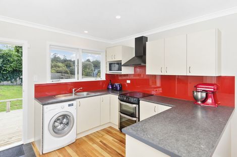 Photo of property in 13 Orchard Rise, Rosehill, Papakura, 2113