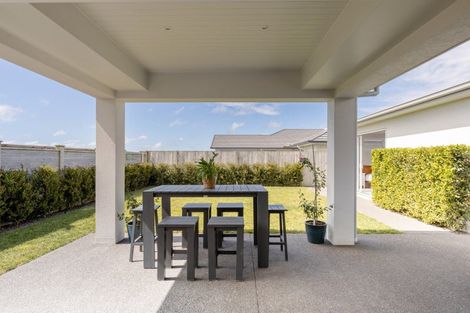 Photo of property in 493 Gloucester Road, Papamoa Beach, Papamoa, 3118