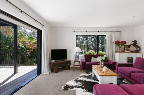 Photo of property in 37 Pohutukawa Drive, Athenree, Katikati, 3177