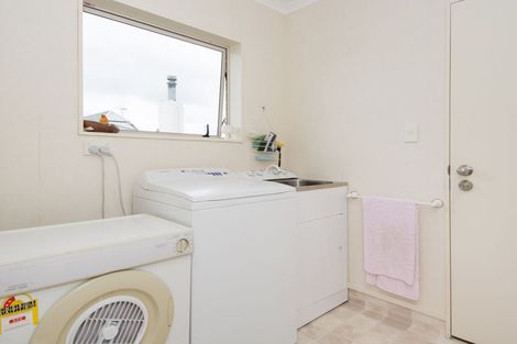 Photo of property in 30b Pooles Road, Greerton, Tauranga, 3112