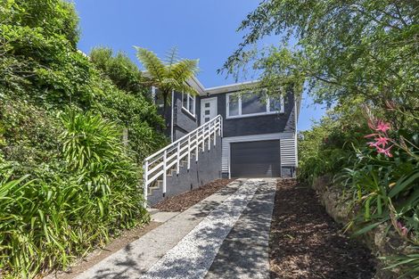 Photo of property in 243 Main Road, Tawa, Wellington, 5028
