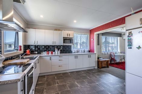 Photo of property in 44 Lothian Crescent, Strathern, Invercargill, 9812