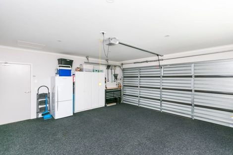 Photo of property in 20 The Fjord, Aotea, Porirua, 5024