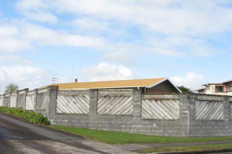 Photo of property in 27 Takiroa Street, Urenui, 4375