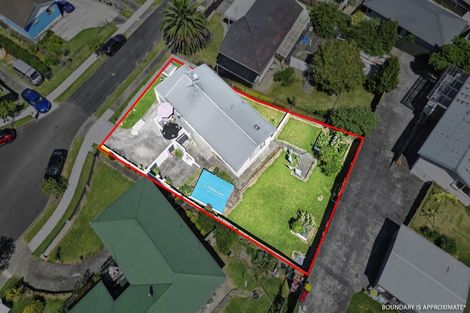 Photo of property in 10 Valencia Place, Manurewa, Auckland, 2102