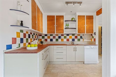 Photo of property in 92 Richardson Terrace, Woolston, Christchurch, 8023