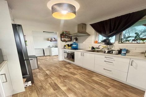 Photo of property in 2/5 Amandale Avenue, Mount Albert, Auckland, 1025