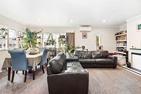 Photo of property in 27 Montgomery Avenue, Onerahi, Whangarei, 0110