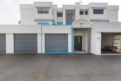 Photo of property in 11a Puriri Avenue, Orewa, 0931