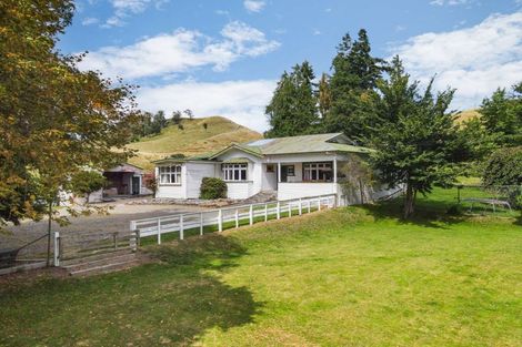 Photo of property in 645 Ruanui Road, Taihape, 4791