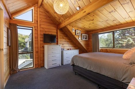 Photo of property in 14 Muscat Place, Henderson, Auckland, 0612