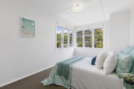 Photo of property in 51 Compton Crescent, Taita, Lower Hutt, 5011