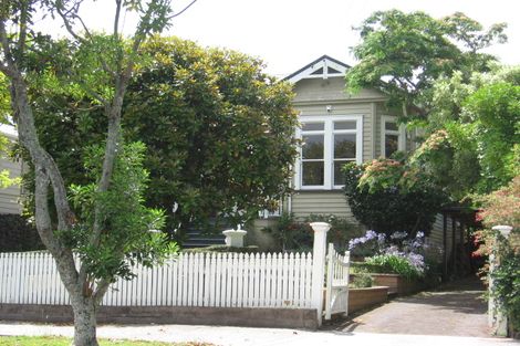 Photo of property in 30 Woodford Road, Mount Eden, Auckland, 1024