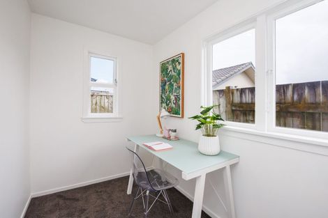 Photo of property in 37 Monrad Street, Highbury, Palmerston North, 4412