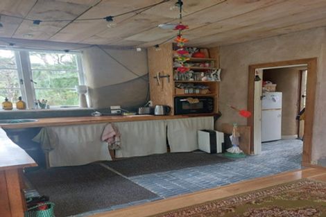 Photo of property in 197 Parker Road, Oratia, Auckland, 0604