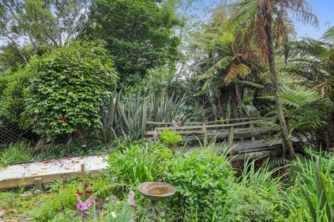 Photo of property in 61 Robinson Avenue, Holdens Bay, Rotorua, 3010