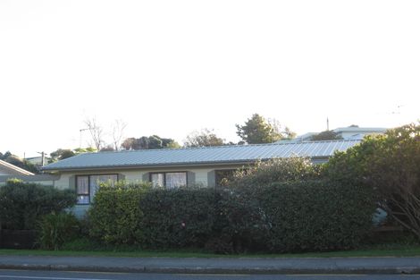 Photo of property in 1 Rimu Road, Raumati Beach, Paraparaumu, 5032