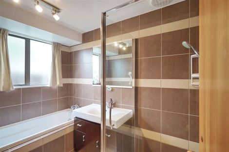 Photo of property in 2/48 Shannon Place, Belfast, Christchurch, 8051