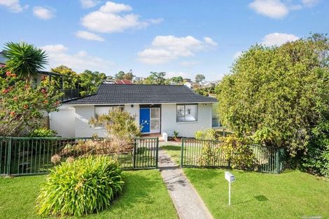 Photo of property in 2/36 Sealy Road, Torbay, Auckland, 0630