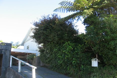 Photo of property in 2 Maldive Street, Khandallah, Wellington, 6035