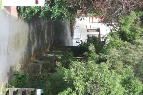 Photo of property in 64 Heretaunga Square, Silverstream, Upper Hutt, 5019