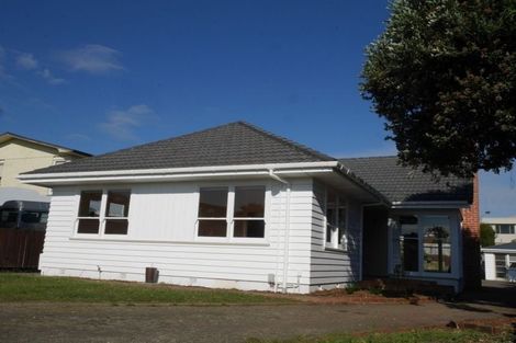 Photo of property in 14 Nathan Avenue, Paraparaumu Beach, Paraparaumu, 5032