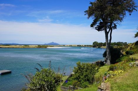 Photo of property in 281 Cove Road, Waipu, 0582