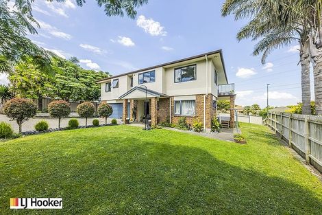 Photo of property in 200 Hill Road, The Gardens, Auckland, 2105