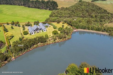 Photo of property in 98 Bushlake Way, Kingseat, Papakura, 2580