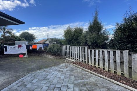 Photo of property in 9 Sirius Place, Botany Downs, Auckland, 2010