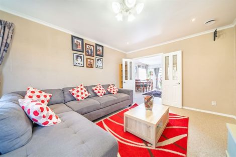 Photo of property in 13 Weka Grove, Elderslea, Upper Hutt, 5018