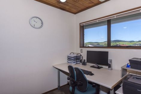 Photo of property in 46 Corinna Street, Welcome Bay, Tauranga, 3112