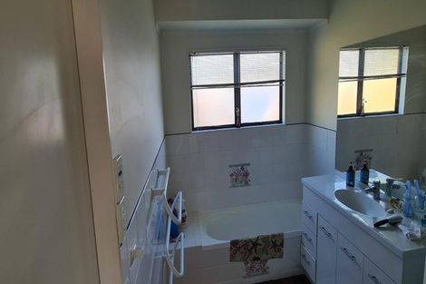 Photo of property in 22 Webb Place, Papamoa Beach, Papamoa, 3118