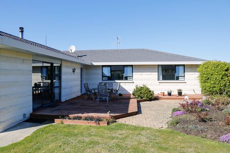 Photo of property in 15 Gordon Street, Weston, Oamaru, 9401