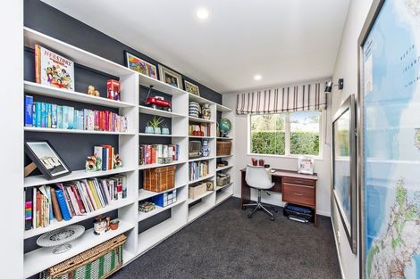 Photo of property in 16/18 Queen Street, Coalgate, 7673