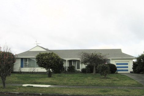 Photo of property in 53 Andrew Street, Waikanae, 5036