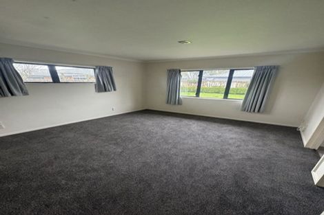 Photo of property in 28 Diomede Glade, Flagstaff, Hamilton, 3210