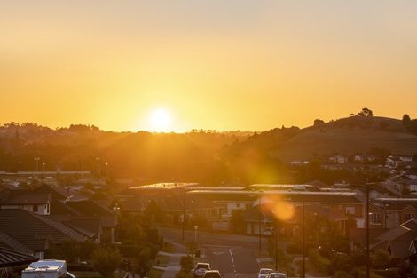 Photo of property in 57 Lisle Farm Drive, Pukekohe, 2120