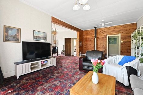 Photo of property in 110 Foster Road, Temple View, Hamilton, 3290