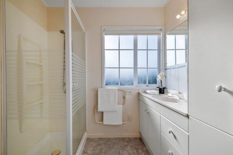 Photo of property in 111 Deep Creek Road, Torbay, Auckland, 0630