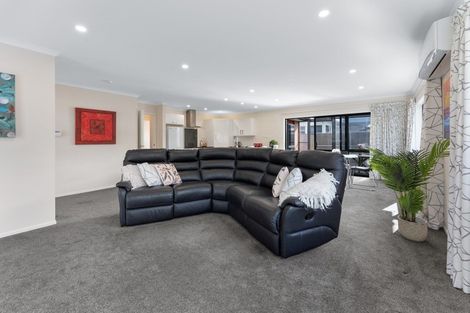 Photo of property in 1147a Fergusson Drive, Clouston Park, Upper Hutt, 5018