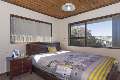 Photo of property in 46 Corinna Street, Welcome Bay, Tauranga, 3112