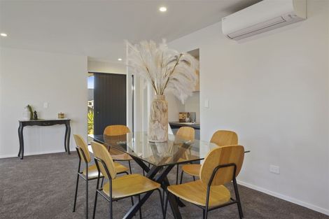 Photo of property in 10 Pierce Street, Marshland, Christchurch, 8083
