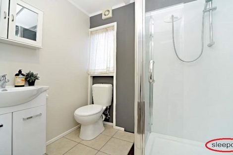 Photo of property in 24 Claverdon Drive, Massey, Auckland, 0614