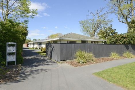 Photo of property in 1/48 Jeffreys Road, Fendalton, Christchurch, 8052