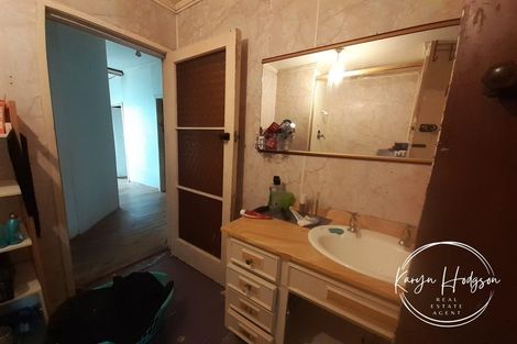 Photo of property in 184 Paparoa Station Road, Paparoa, 0571