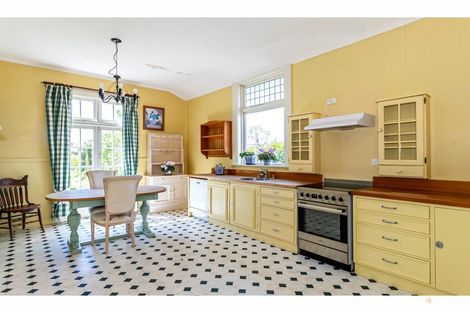 Photo of property in 165 High Street, Waimate, 7924